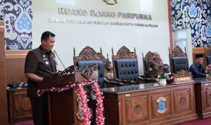 Budi Utama Beri Tanggapan Pandangan Umum Fraksi Terkait Tiga Raperda
