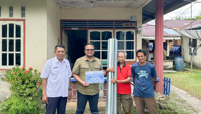 Bantu Renovasi Rumah Warga Belitung Timur, Yahya Sebut PT Timah Tak Pernah Absen Serahkan Bantuan untuk Warga