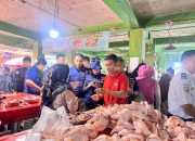 Jelang Ramadan dan Idulfitri 1446 H, Satgas Pangan Polda Babel Turut Serta Cek Harga dan Stok Bapok di Pasar Tradisional