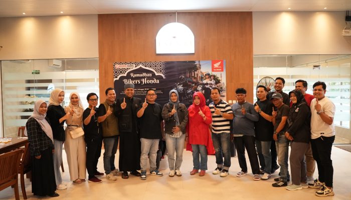 Honda Babel Gelar Ngabuburit Bersama Komunitas Motor, Selebgram, dan Media dalam Kegiatan Sosial Ramadan