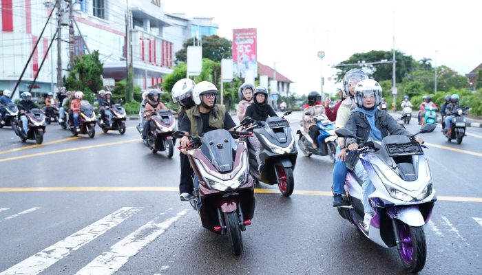 Puluhan Honda PCX Roadsync Modifikasi Ramaikan Jalanan, Honda Babel Bersama Wakil Gubernur Terpilih Babel Ngabuburide Sambil Berbagi