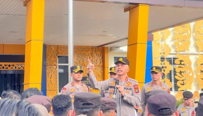 Kapolda Babel Pimpin Apel Gabungan di Mapolresta Pangkalpinang
