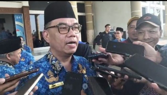 Sekda Pangkalpinang Pimpin Upacara Peringatan Hari Pendidikan Nasional 2025