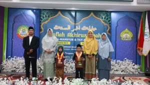 Wagub Hellyana Hadiri Haflah Akhir Tahun LPIT Al-Mansyur: Cetak Generasi Qur’ani Sejak Dini