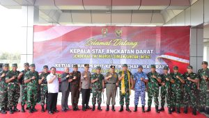 Tiba di Babel, Kasad Maruli Simanjuntak Disambut Hangat Gubernur Hidayat Arsani