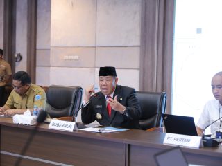 Respons Keluhan Masyarakat Soal Solar Subsidi, Gubernur Hidayat Panggil Mitra dan akan Ambil Keputusan