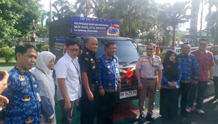 Ekspor Perdana Produk Olahan Laut IKM Duo Ayu Sehati Resmi Dilepas Menuju Sydney, Australia
