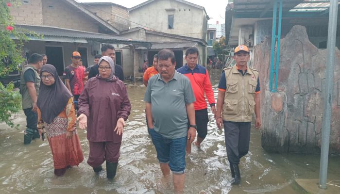 Prof. Udin Turun ke Lapangan, Pemkot Siapkan Langkah Jangka Panjang Atasi Banjir Rob