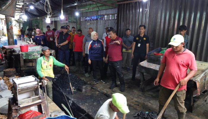 Pemkot Pangkalpinang Gelar Aksi Bersih-Bersih Pasar Pagi, Wujudkan Pasar Nyaman dan Tertata