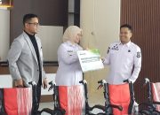 Dinsos Pangkalpinang Terima Bantuan Kursi Roda dari BSB Syariah melalui Program CSR