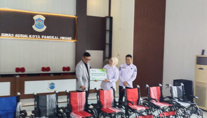 BSB Syariah Salurkan Bantuan Kursi Roda ke Pemkot Pangkalpinang Lewat Program CSR