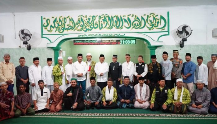 Safari Ramadan Pemkot Pangkalpinang di Masjid Az-Zumar, Wali Kota Ajak Warga Perkuat Ibadah dan Silaturahmi