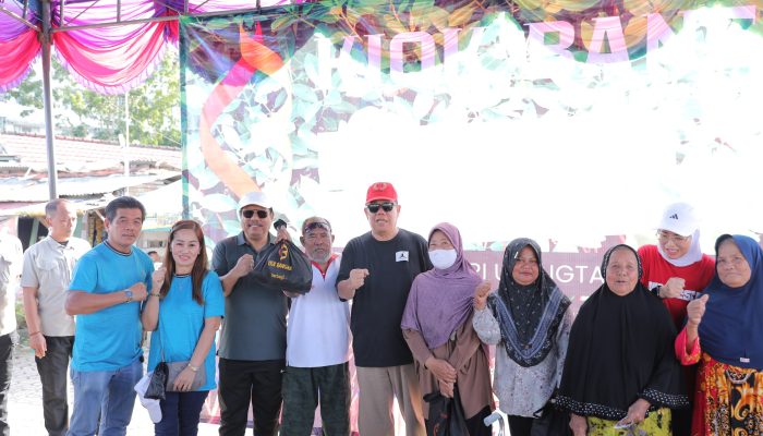 Gubernur Hidayat Arsani Pimpin Aksi Sosial dan Penanaman Mangrove di Pesisir Pantai Ketapang