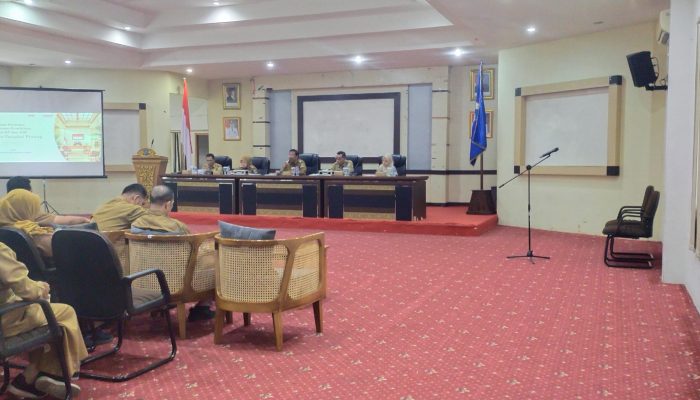 Wali Kota dan Wakil Wali Kota Pangkalpinang Hadiri Rakor Pemilihan RT/RW se-Kota Pangkalpinang