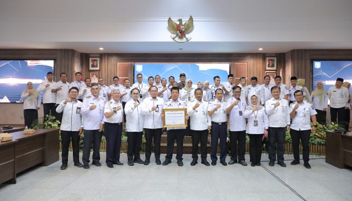 Diterpa Isu, Dijawab Prestasi! Gubernur Hidayat arsani Raih Piagam Anti Korupsi KPK, Bukti Babel Makin Bersih dan Berintegritas