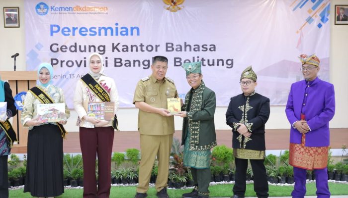 Gubernur Hidayat Arsani Resmikan Gedung Kantor Bahasa Babel, Jadi Momentum Kolaborasi Literasi