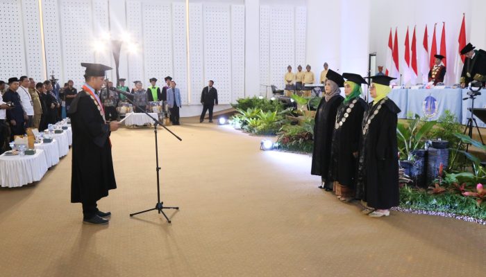 Dua Dekade Mengabdi untuk Negeri, Dies Natalis ke-20 UBB Tegaskan Lompatan Besar: Tiga Srikandi Akademik Resmi Sandang Gelar Guru Besar