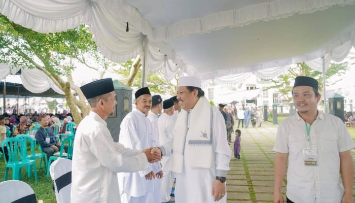 Wali Kota Pangkalpinang Saparudin Lepas 27 Calon Jemaah Haji Tuatunu Indah, Haru dan Doa Iringi Keberangkatan ke Tanah Suci