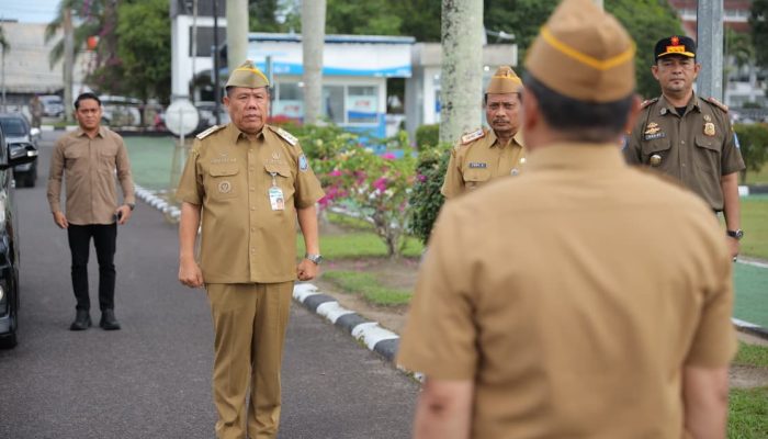 Gubernur Hidayat Arsani Pimpin Apel, Apresiasi Dukungan Masyarakat dan ASN