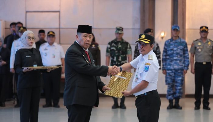 Gubernur Babel Hidayat Arsani Lantik Tiga Pejabat Pimpinan Tinggi Pratama, Tekankan Profesionalisme dan Pelayanan Publik