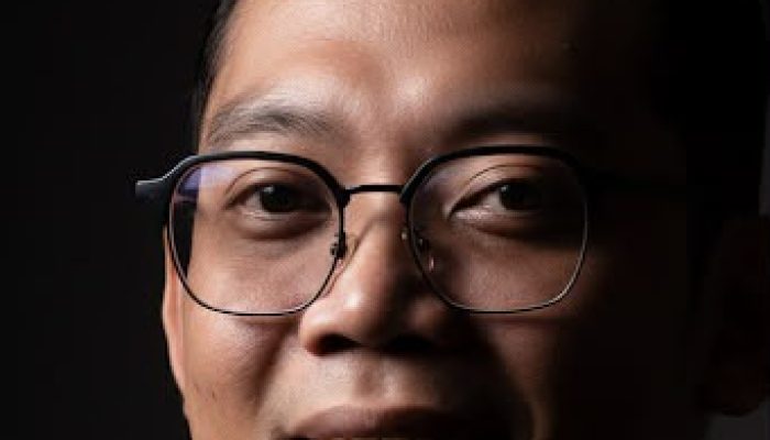 Menanggalkan Curiga: Mengapa “Kita” Lebih Penting daripada “Aku” di Tengah Ketidakpastian Berbangsa dan Bernegara