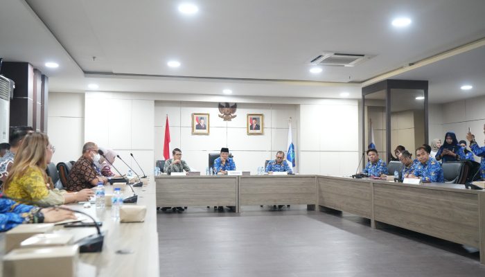 Pimpin Rakor BBM, Gubernur Hidayat Arsani Tegaskan Distribusi BBM Harus Transparan dan Bebas Monopoli Perbankan