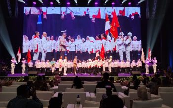 Hashim Djojohadikusumo Lantik Pengurus Srikandi Jaga Desa se-Indonesia, ABPEDNAS dan SMSI Kerja Sama Dukung Program Jaga Desa