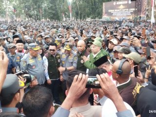 Hadiri Kemah Bhakti Satlinmas Bersama Raffi Ahmad, Gubernur Hidayat Arsani Tekankan Peran Strategis Linmas