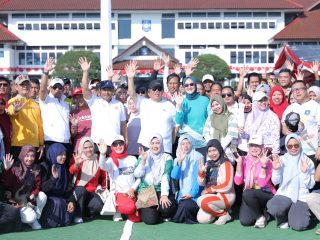 Sambut HUT Ke-26 Babel dan Masyarakatkan Olahraga, Gubernur Hidayat Gagas Senam Kreasi Budaya Melayu “Serumpun Sebalai”