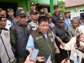 Rela Tunggu 9 Jam di Bandara, Gubernur Hidayat Arsani Pasang Badan Perjuangkan 20% Kebun Plasma Warga Beltim